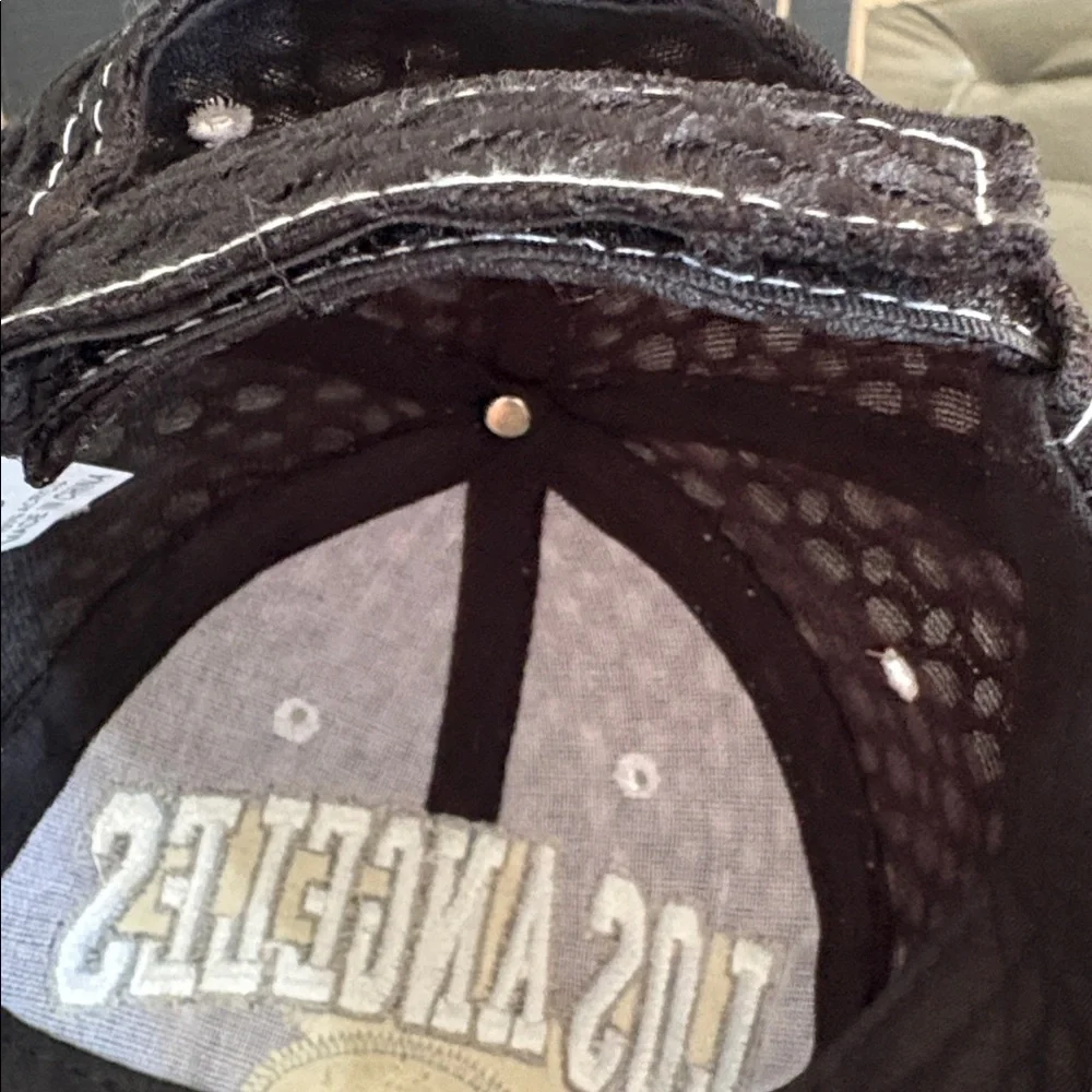 Los Angeles LA Embroidered Hat Black Textured Cap Distressed Style Adjustable - Picture 8 of 8